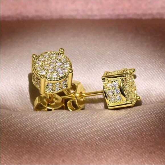 14K Gold Plated Diamond CZ Embellished Stud Earrings New in Gift Box 🆕🎁 - Picture 3 of 5